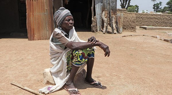Symbolbild: Eine Witwe aus Nigeria