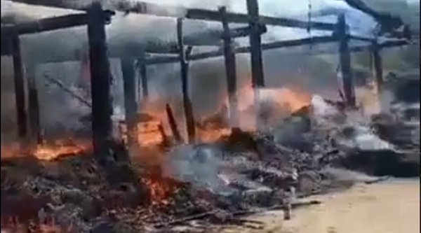 Ein Video von Moos' Haus der Familie zeigt das ganze Ausmaß der Zerstörung (Screenshot)
